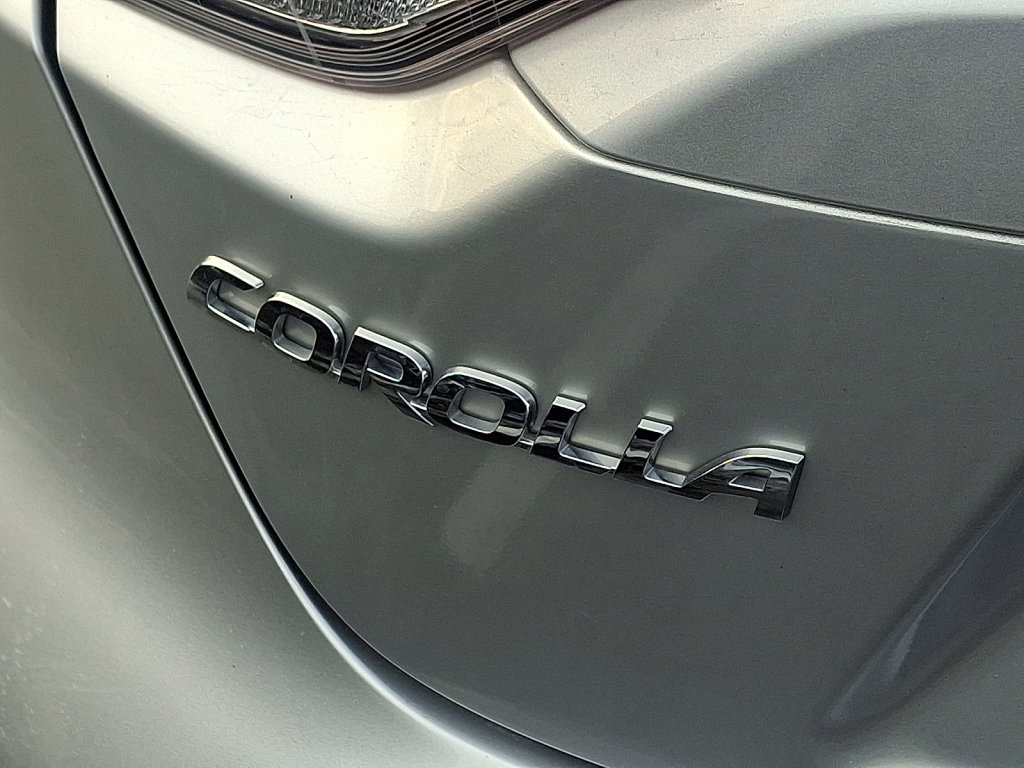Used 2024 Toyota Corolla SE image 15