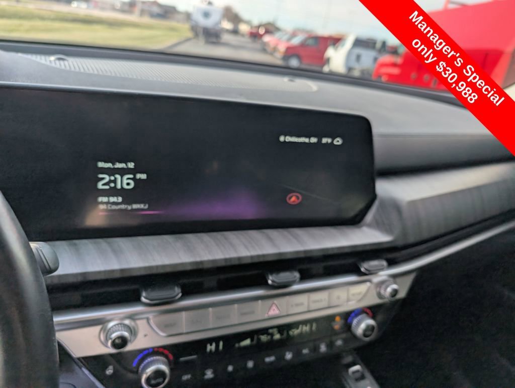 Used 2023 Kia Telluride EX w/ EX Captain's Chair Package image 20