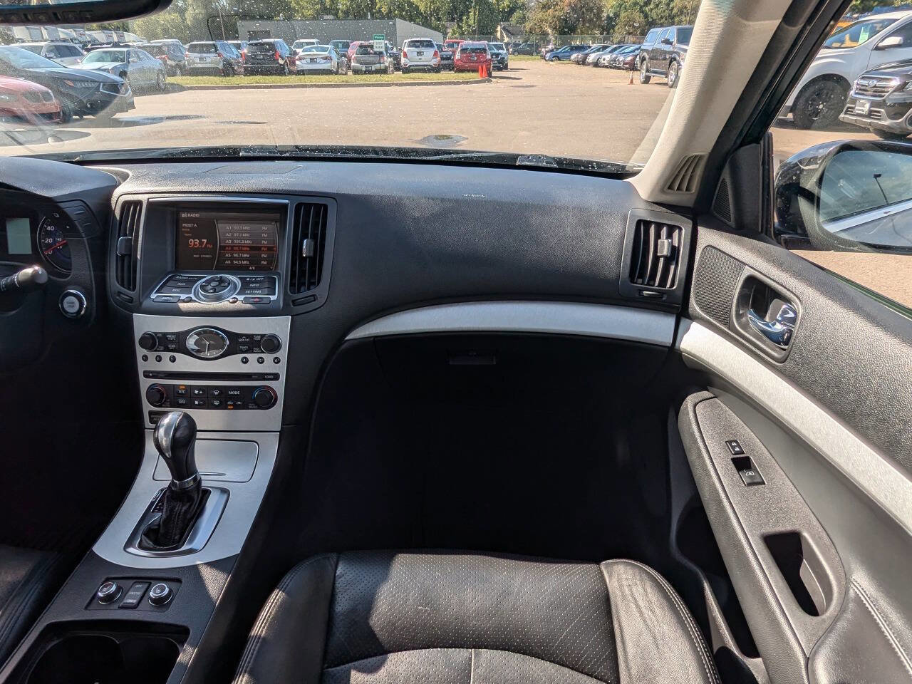 Used 2009 INFINITI G37 x Sedan w/ Premium Pkg image 18