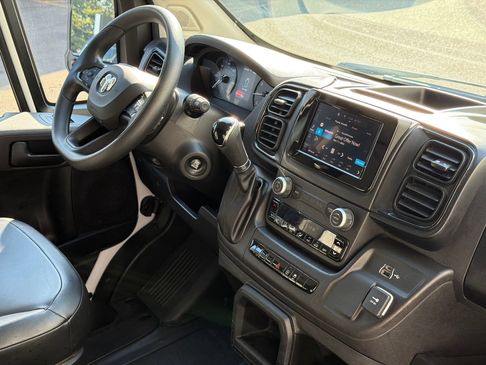 Used 2023 RAM ProMaster 2500 FWD image 13