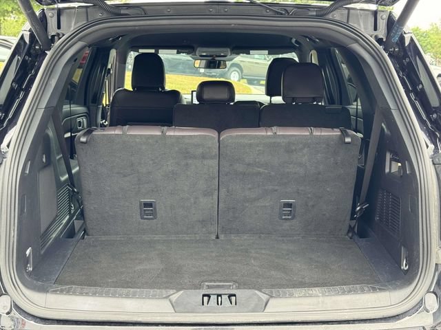 Certified 2026 Ford Explorer Platinum AWD/4WD image 13