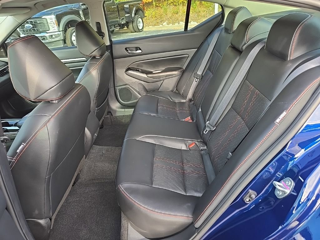 Used 2024 Nissan Altima 2.5 SR w/ SR Premium Package image 11