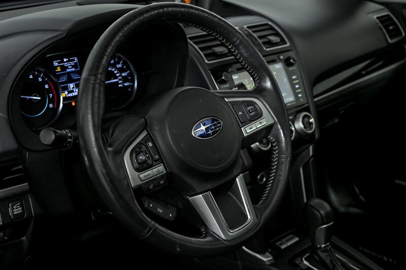 Used 2017 Subaru Forester 2.5i Touring AWD/4WD image 23
