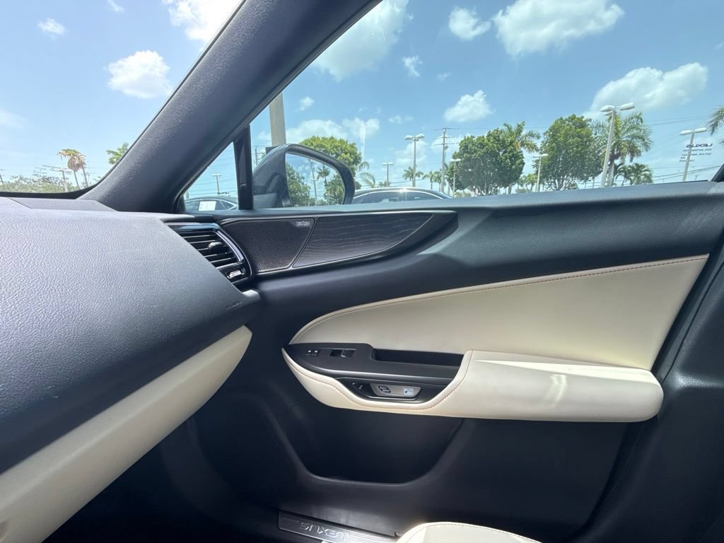 Certified 2024 Lexus NX 350h AWD w/ Vision Package image 20