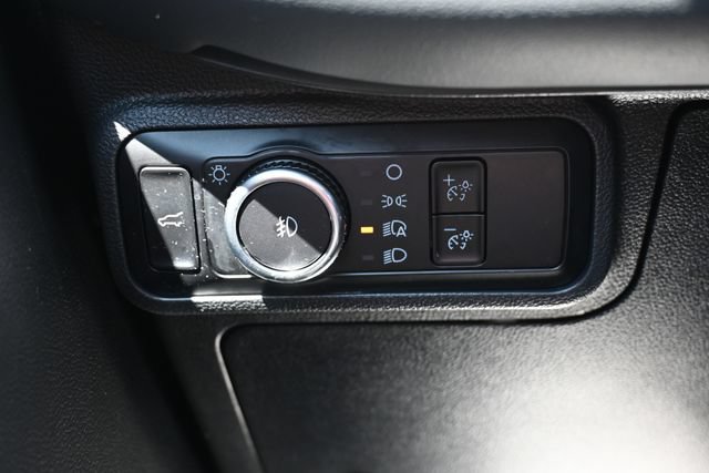 Used 2025 Ford Explorer ST AWD/4WD image 43