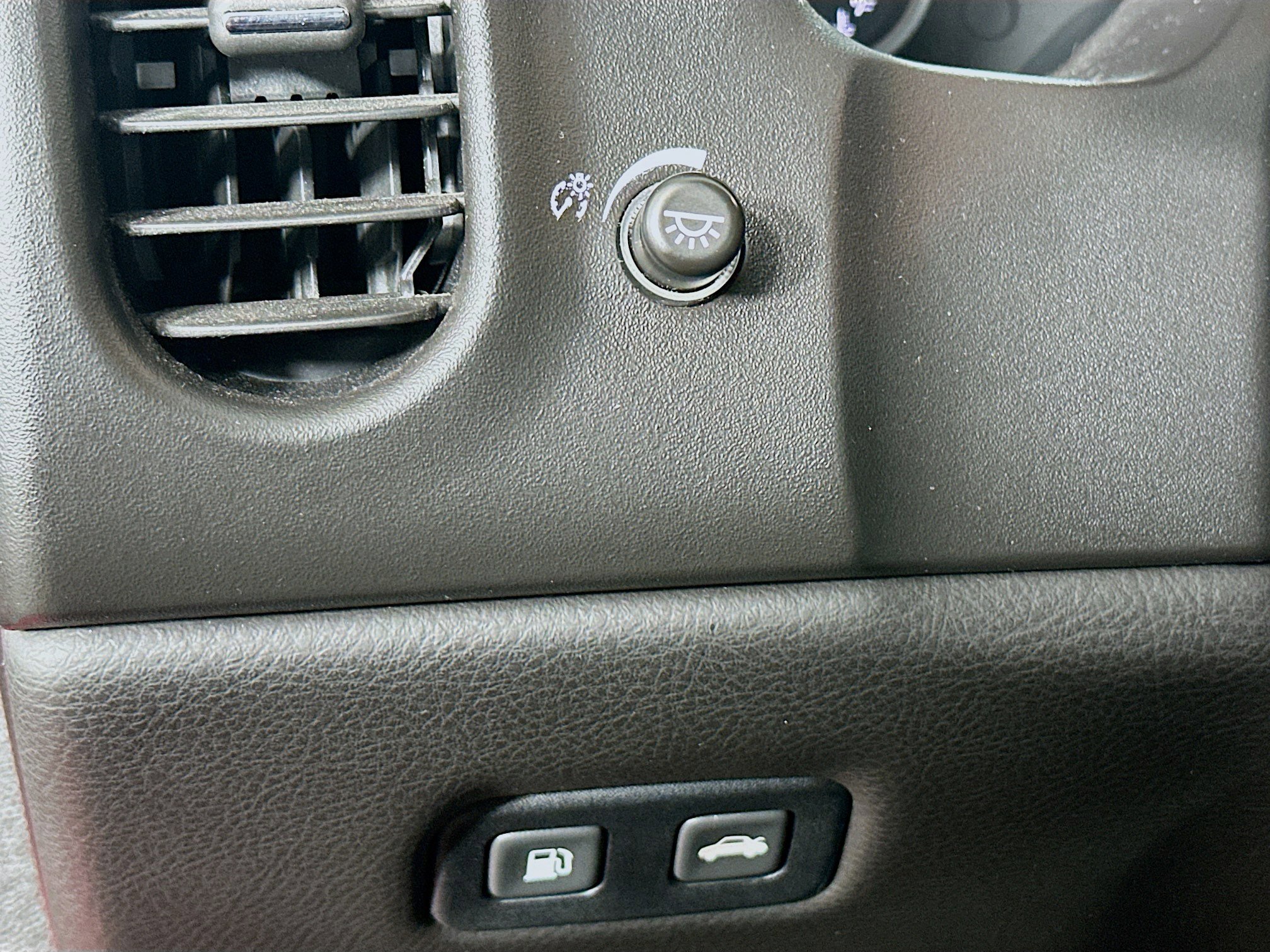 Used 2006 Chevrolet Corvette Coupe image 17