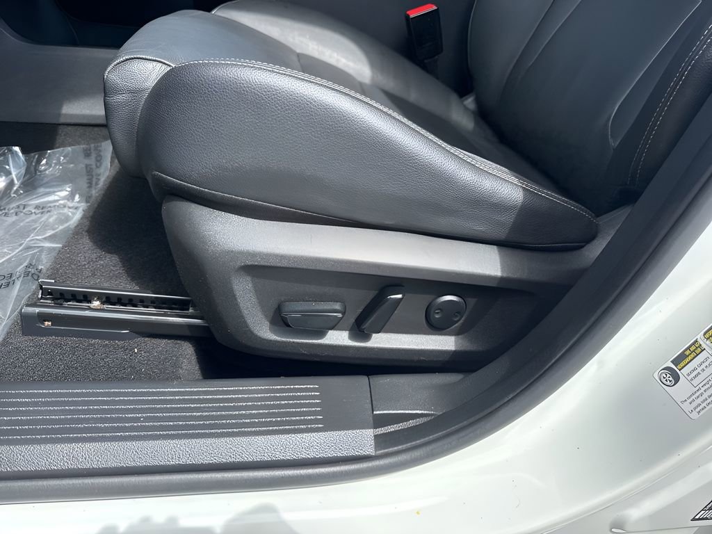 Used 2021 Nissan Rogue SL AWD/4WD image 10