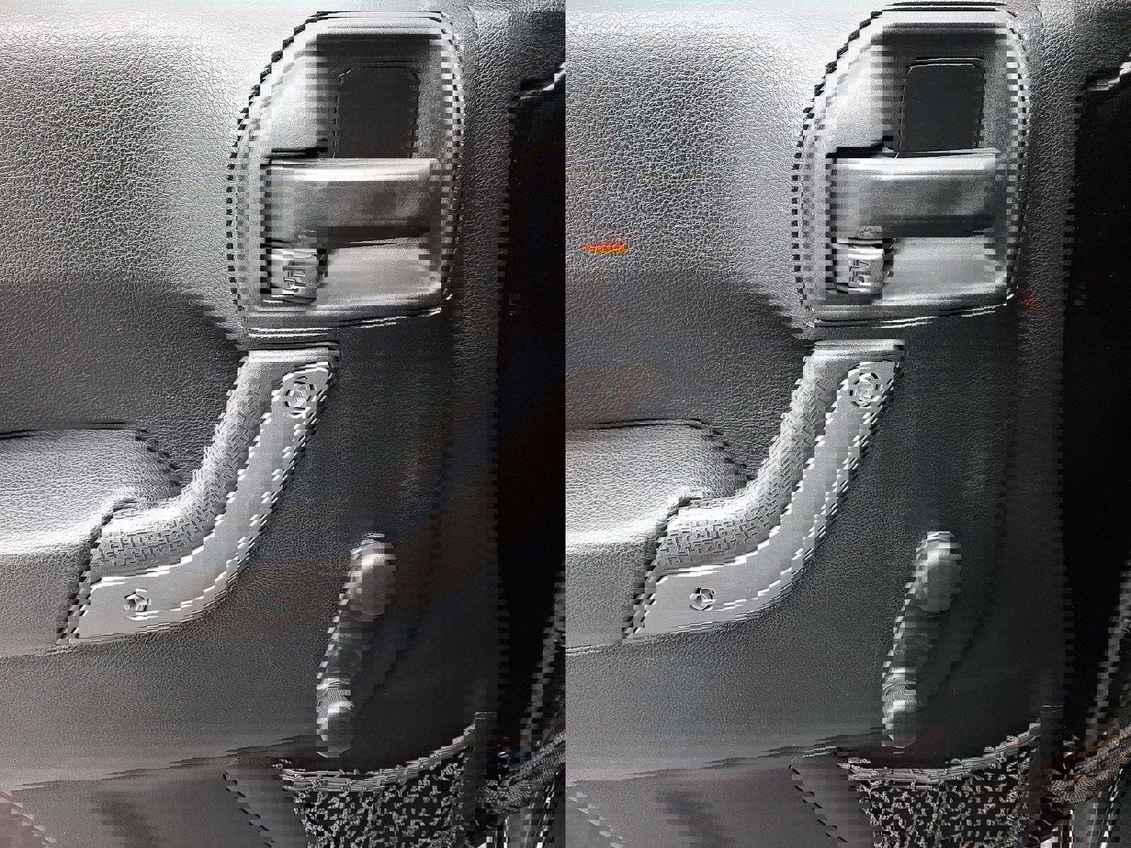 Used 2017 Jeep Wrangler Unlimited Sport w/ Connectivity Group image 13