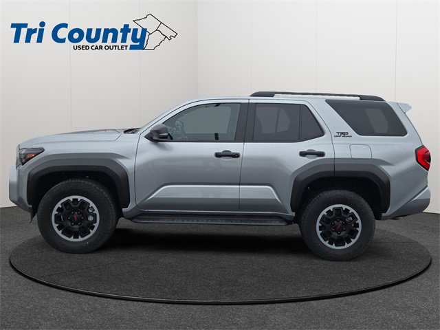 Certified 2025 Toyota 4Runner TRD Off-Road image 5