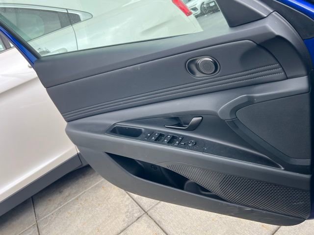 Certified 2025 Hyundai Elantra Sport FWD image 17