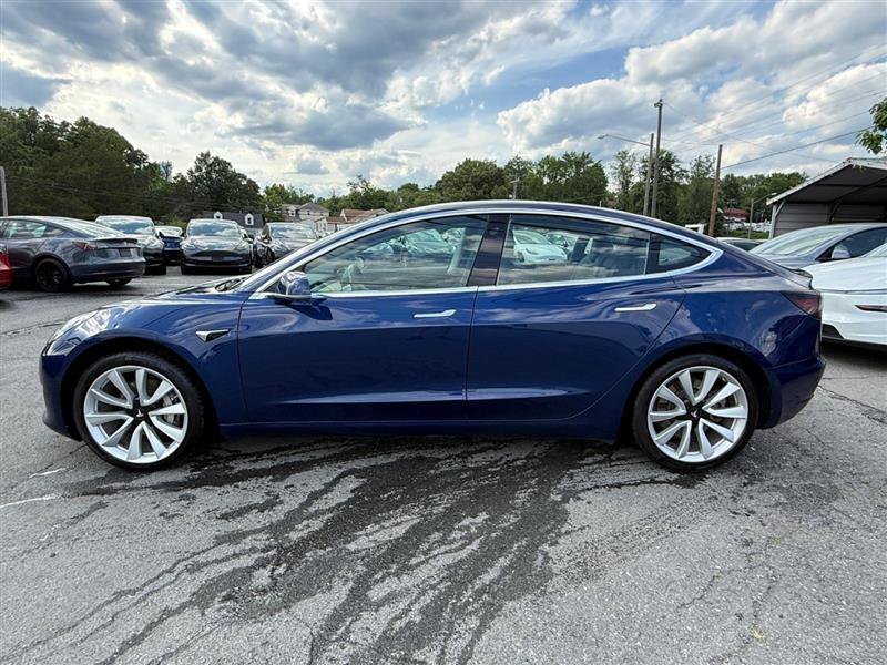 Used 2018 Tesla Model 3 Long Range RWD image 3