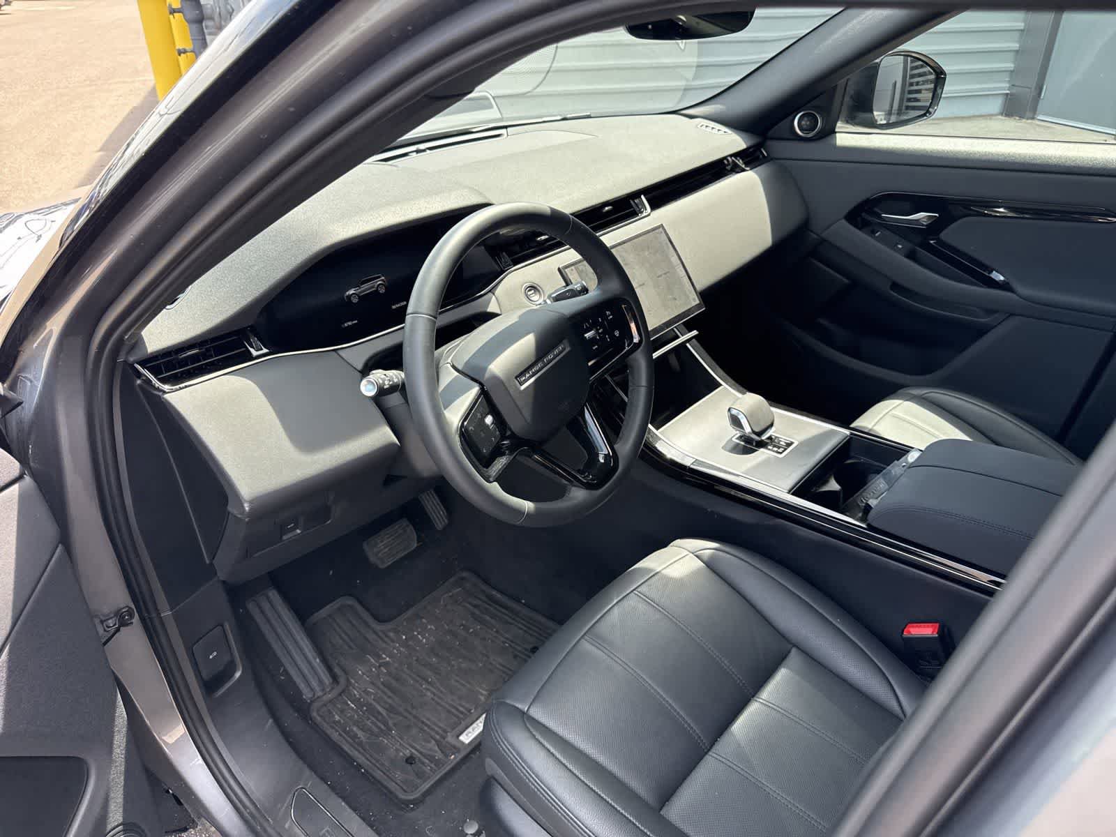 Certified 2026 Land Rover Range Rover Evoque S AWD/4WD image 8