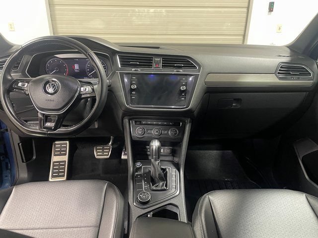 Used 2019 Volkswagen Tiguan SEL R-Line AWD/4WD image 16
