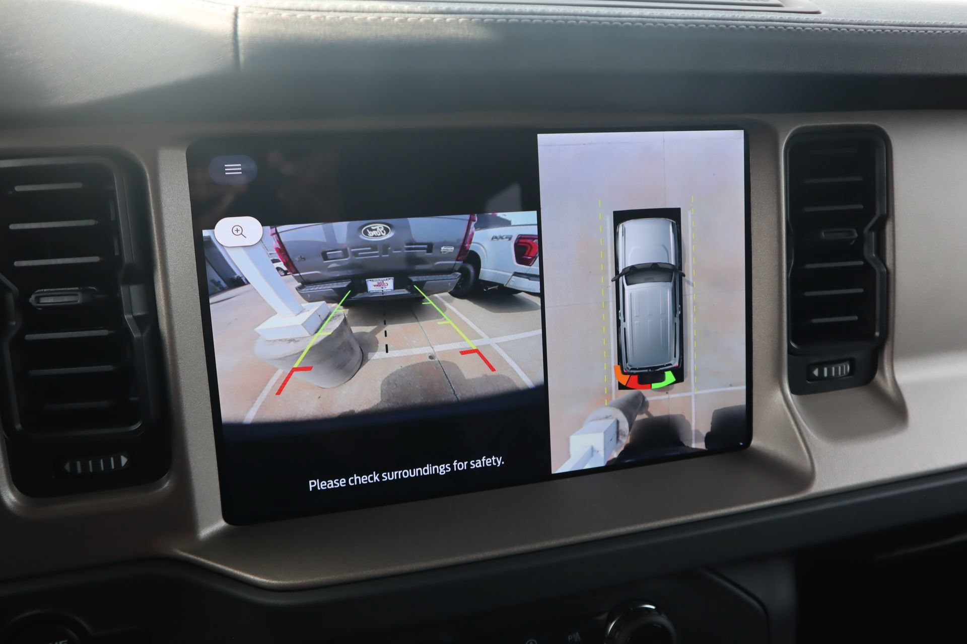 New 2026 Ford Bronco Outer Banks AWD/4WD image 6