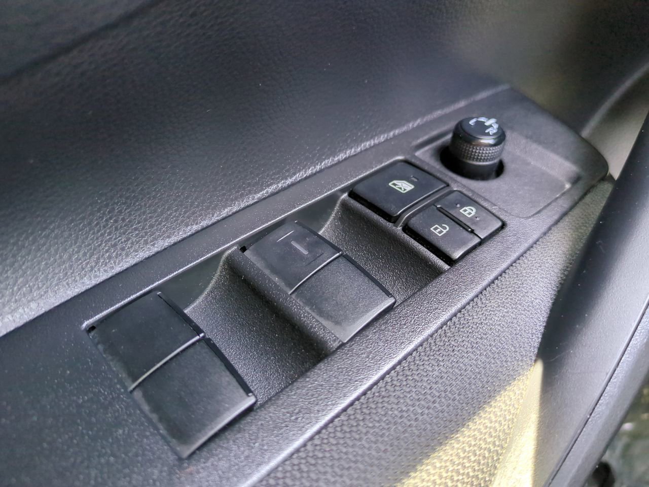 Used 2024 Toyota Corolla LE FWD image 21