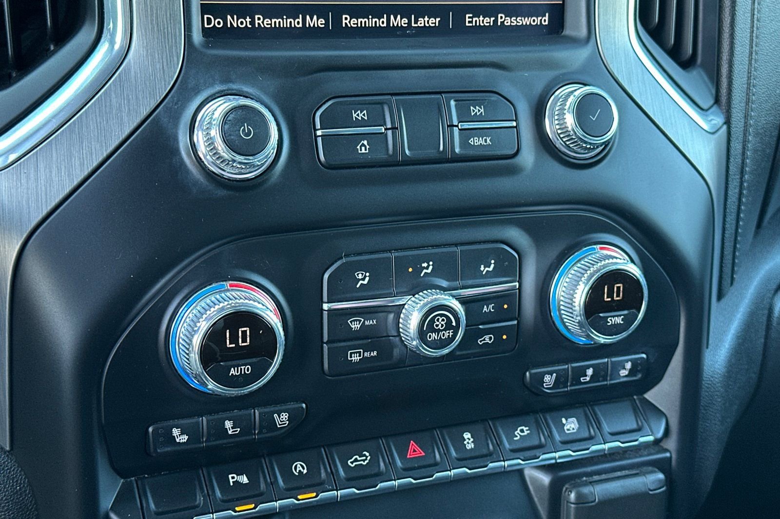 Used 2020 GMC Sierra 1500 Denali RWD image 28