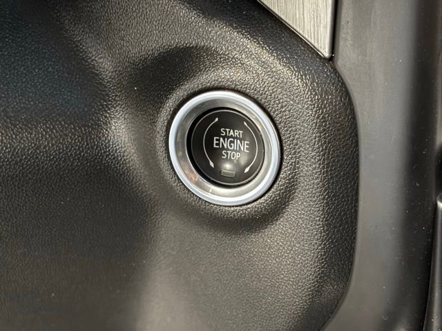 Used 2021 GMC Sierra 1500 Denali w/ Denali Premium Package AWD/4WD image 18