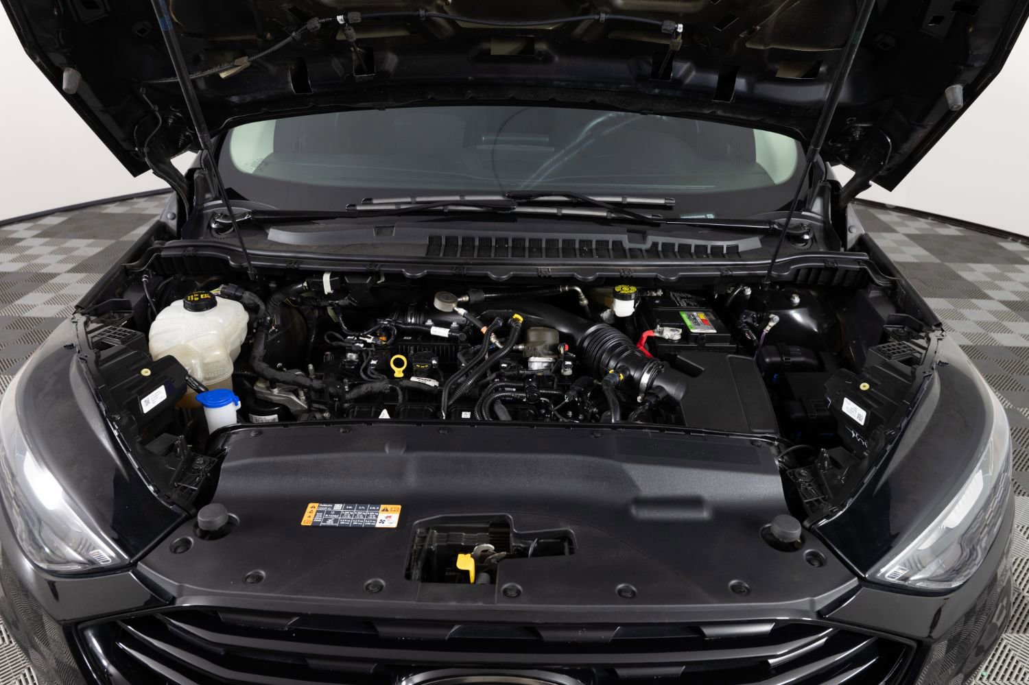 Used 2022 Ford Edge SE w/ Black Appearance Package image 43