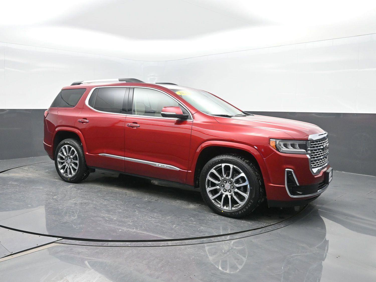 Used 2023 GMC Acadia Denali w/ Denali Ultimate Package image 4