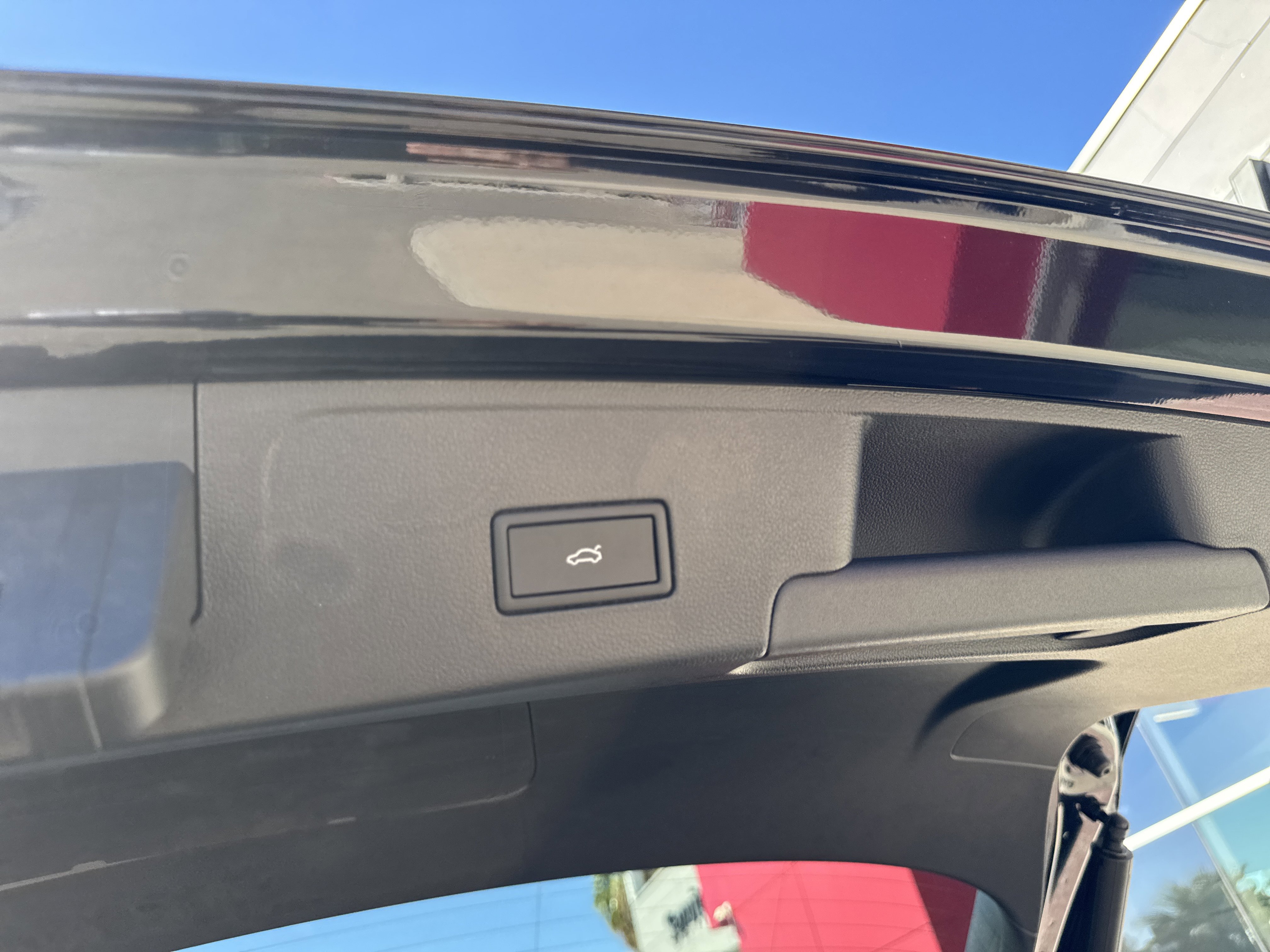 New 2026 Volkswagen Atlas Cross Sport SEL Premium R-Line image 7