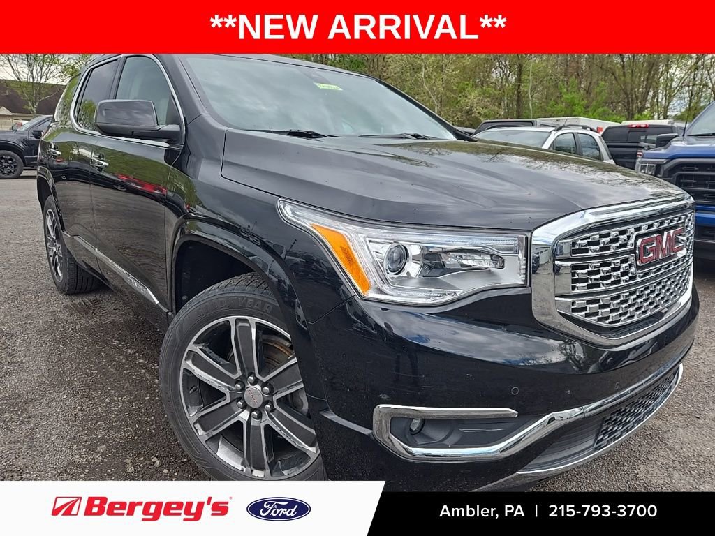 Used 2019 GMC Acadia Denali w/ Technology Package AWD/4WD image 1