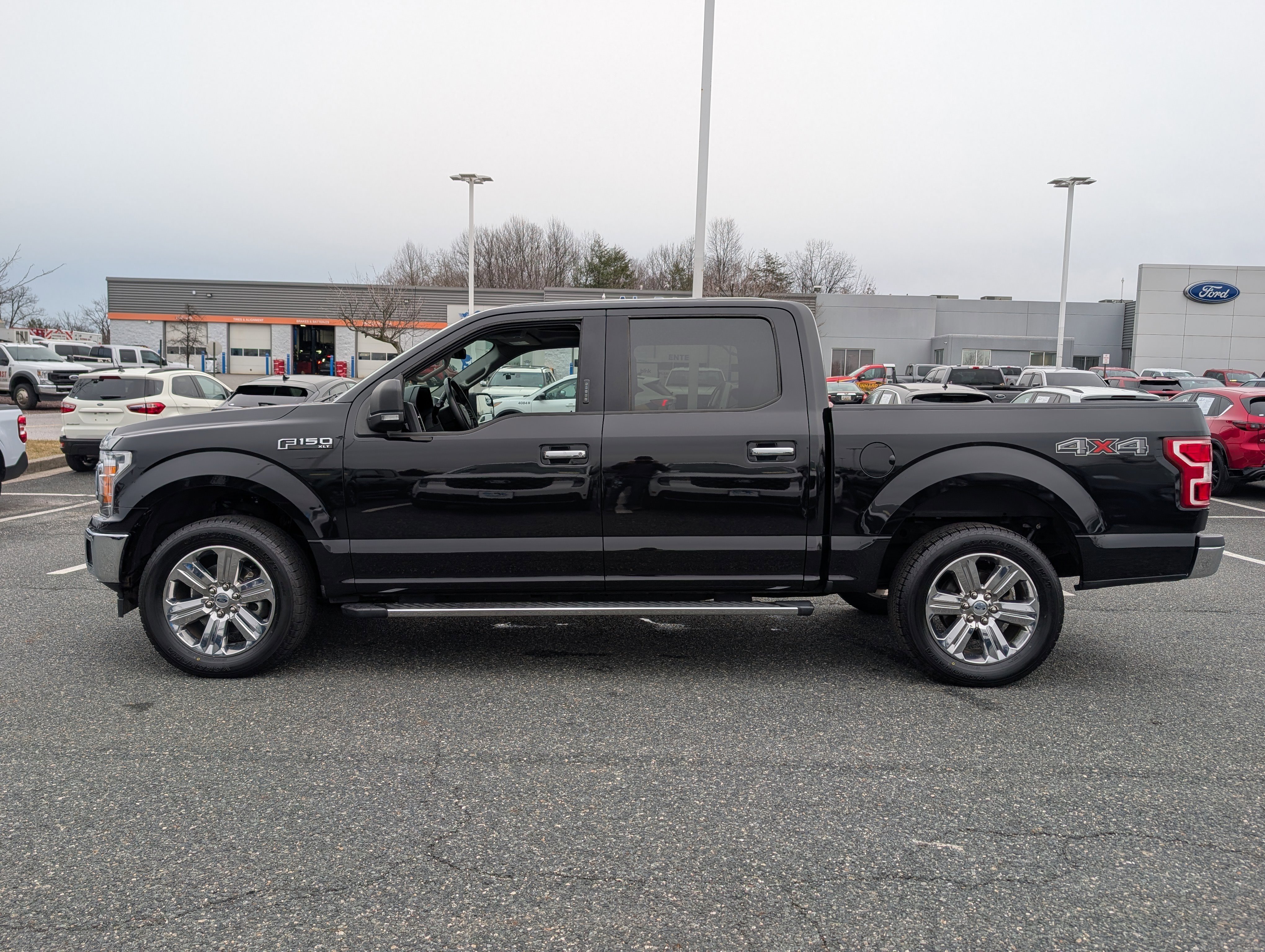 Certified 2019 Ford F150 XLT w/ Equipment Group 302A Luxury image 3