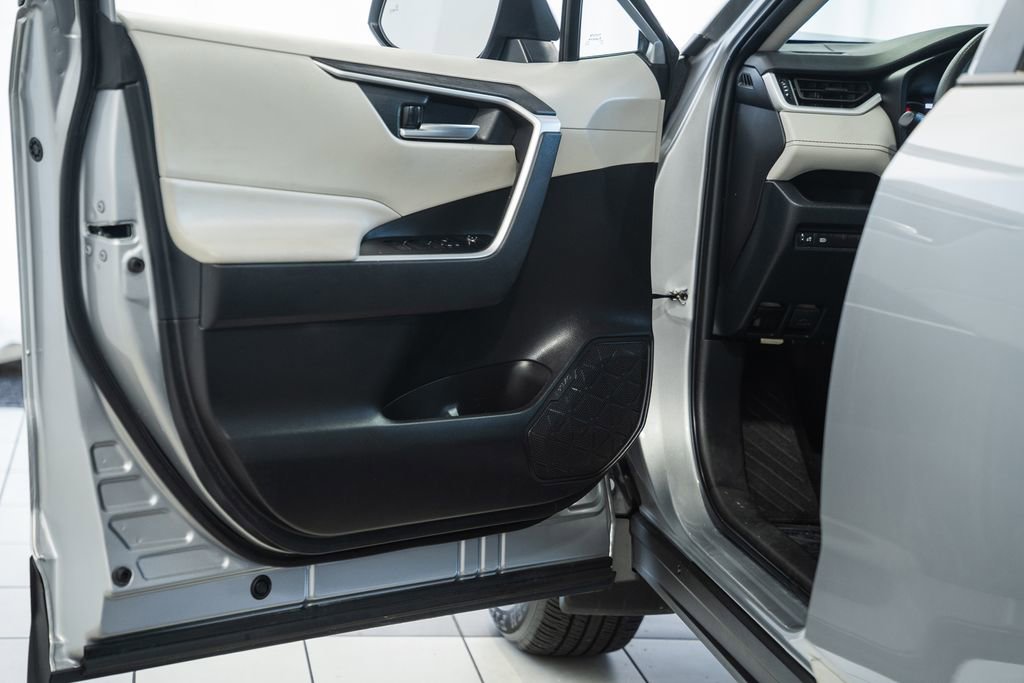 Used 2023 Toyota RAV4 XLE w/ Convenience Package AWD/4WD image 38