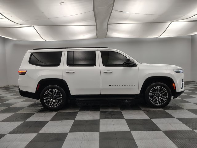 Used 2026 Jeep Grand Wagoneer 4WD w/ Premium Group I image 5