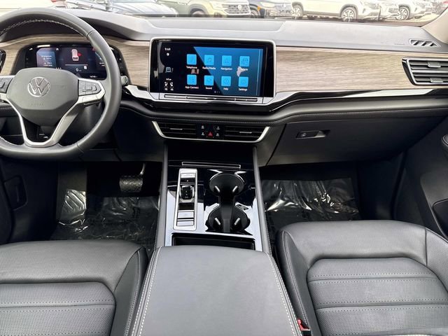 Certified 2025 Volkswagen Atlas SEL image 20