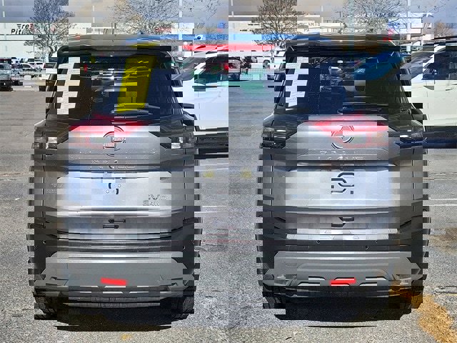 Certified 2023 Nissan Rogue SV w/ SV Premium B Package image 11