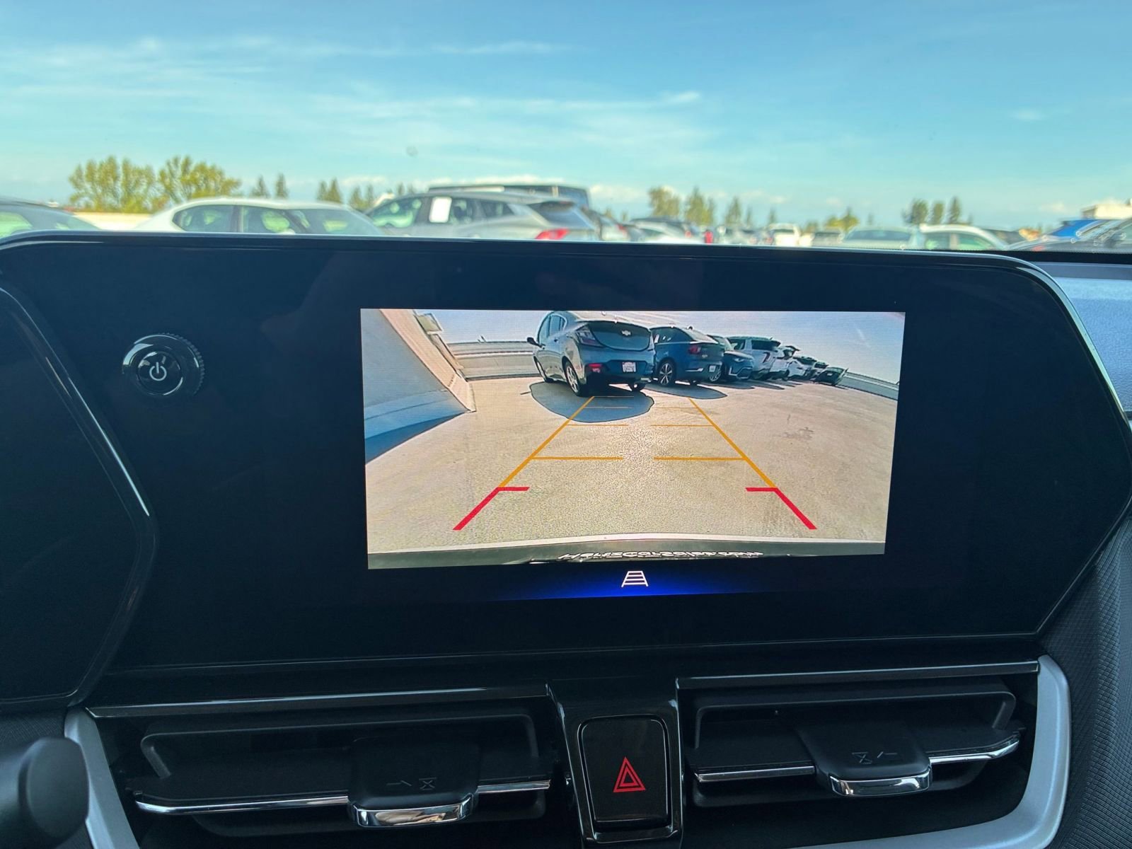 Used 2025 Chevrolet TrailBlazer LT image 22