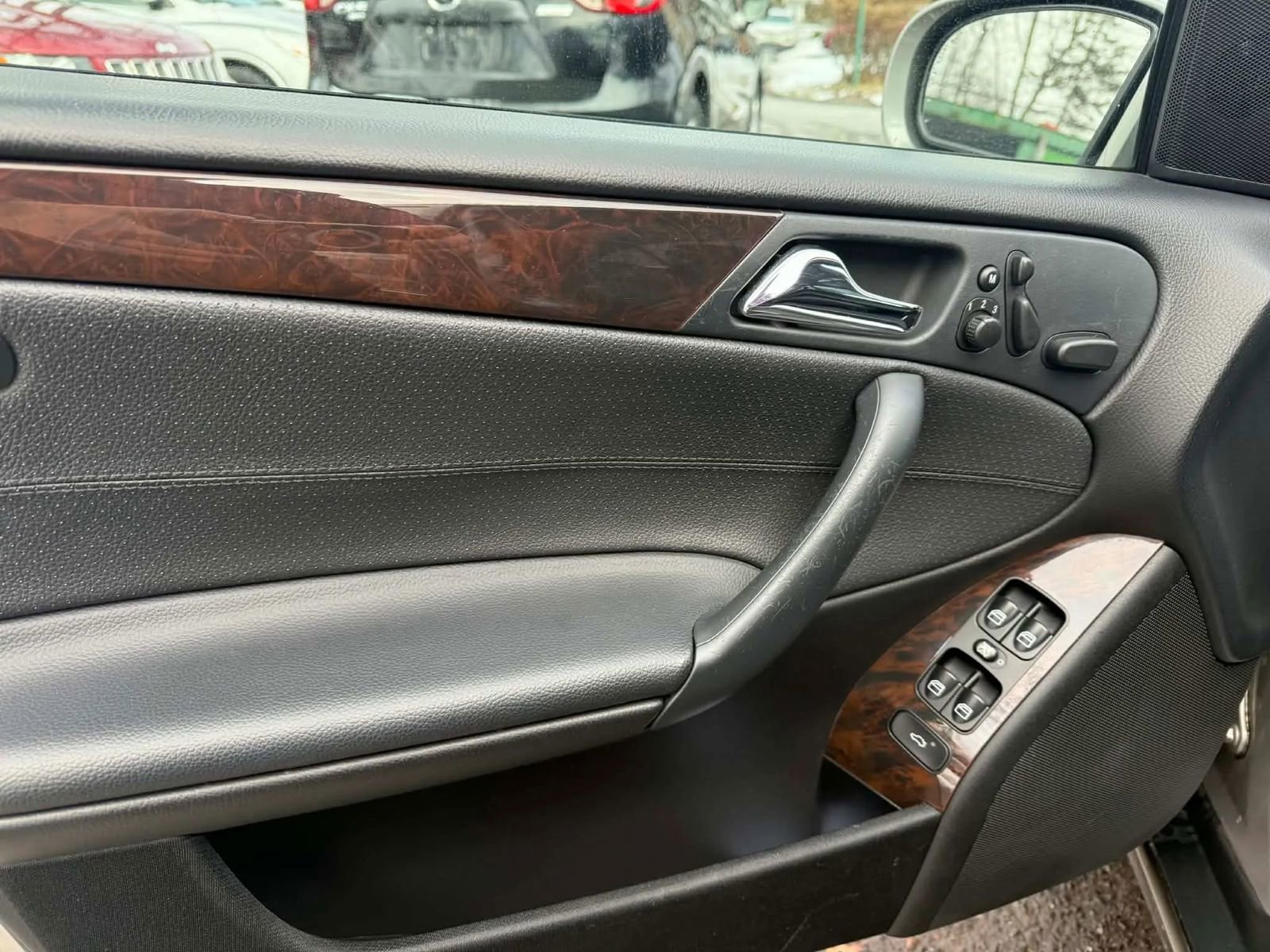 Used 2007 Mercedes-Benz C 280 4MATIC Sedan image 9