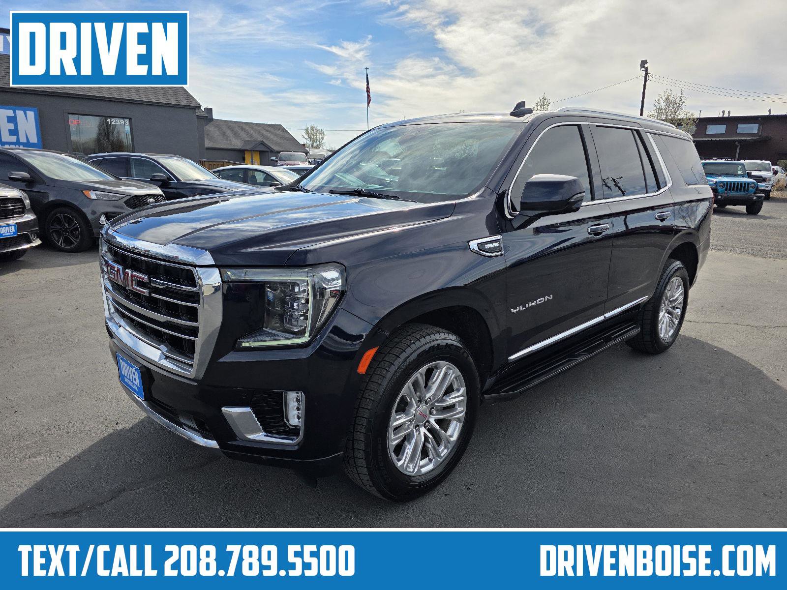 Used 2022 GMC Yukon SLT w/ SLT Premium Package AWD/4WD image 1