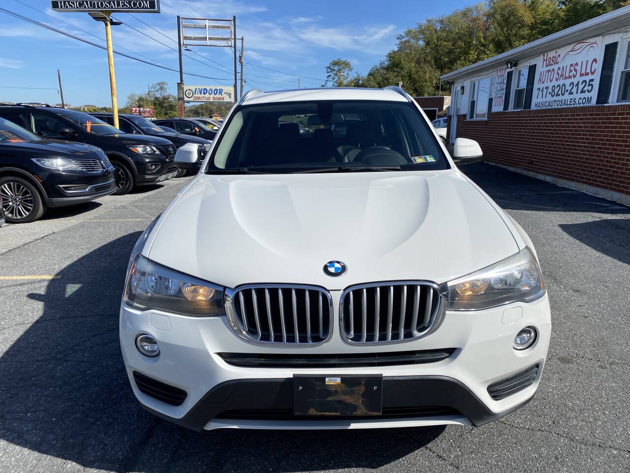 Used 2016 BMW X3 xDrive28i AWD/4WD image 2