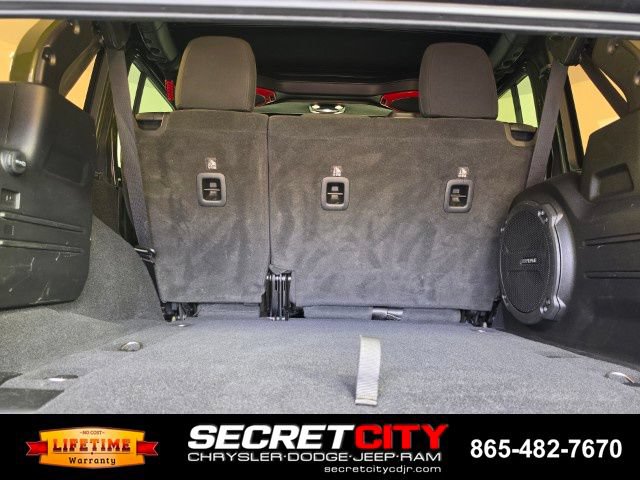 Used 2020 Jeep Wrangler Unlimited Rubicon AWD/4WD image 32