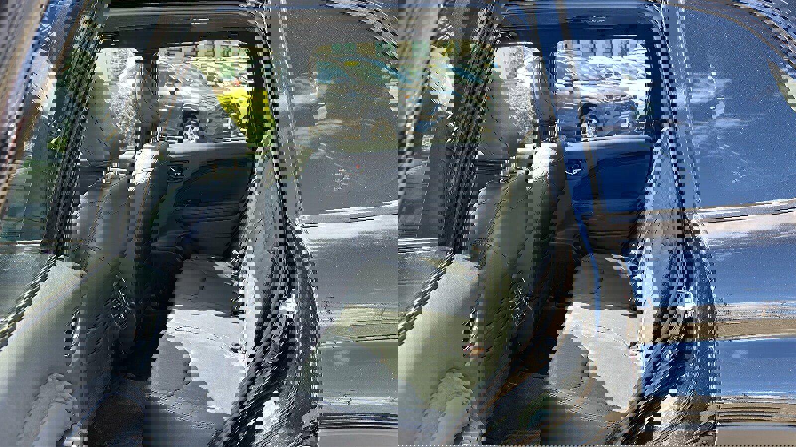 Certified 2025 Subaru Forester Limited image 23