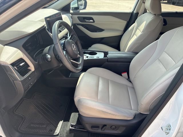 Used 2024 Nissan Rogue SL w/ SL Premium Package FWD image 16