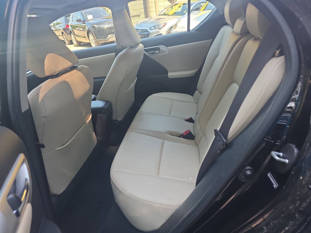 Used 2012 Lexus CT 200h Premium w/ Premium Audio Pkg FWD image 12