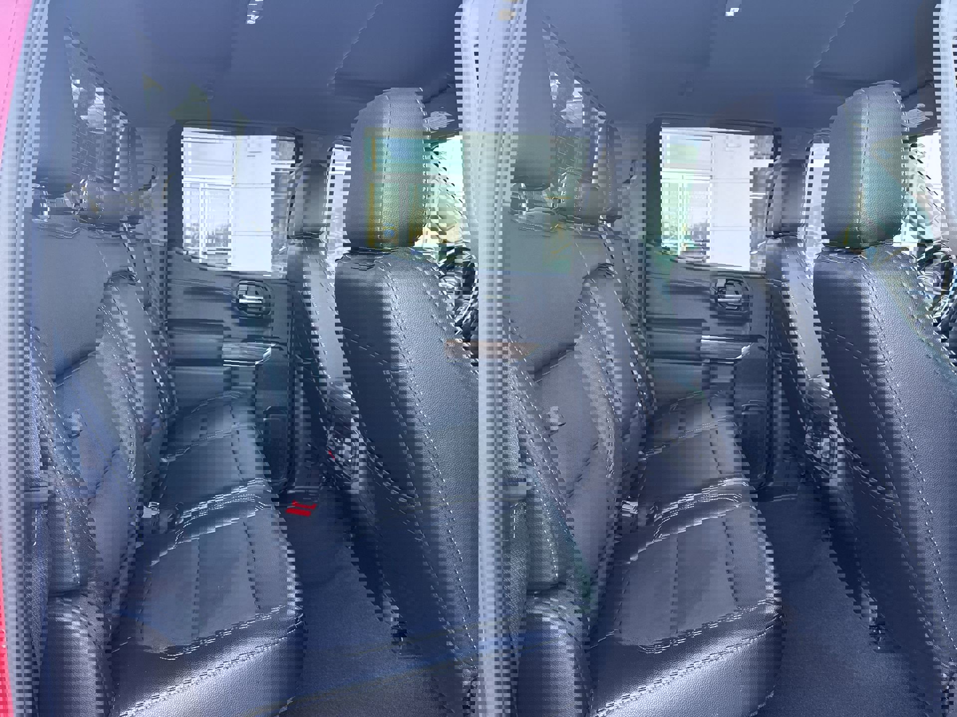 Used 2021 Chevrolet Silverado 1500 LT Trail Boss w/ Bed Protection Package image 25