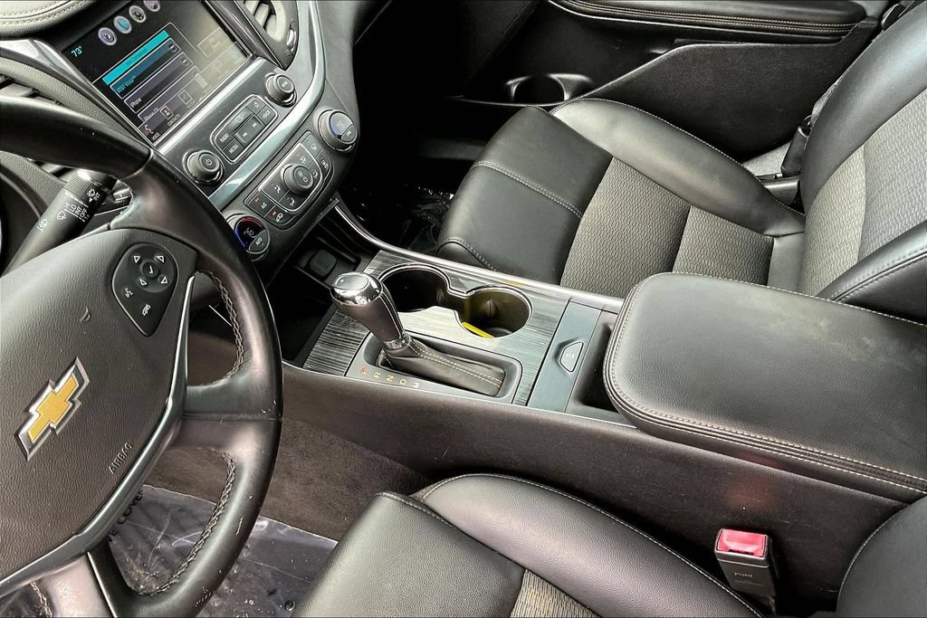 Used 2018 Chevrolet Impala LT FWD image 9