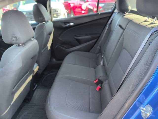 Used 2017 Chevrolet Cruze LT w/ Convenience Package FWD image 26