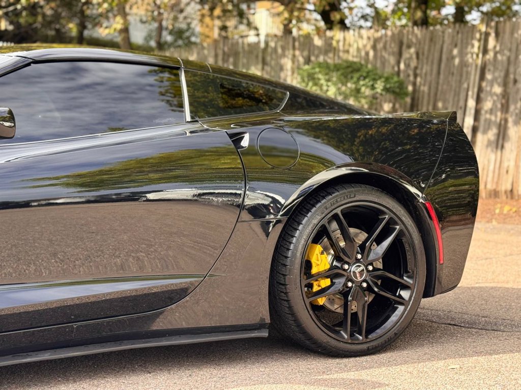 Used 2016 Chevrolet Corvette Stingray Coupe w/ 3LT Preferred Equipment Group RWD image 15