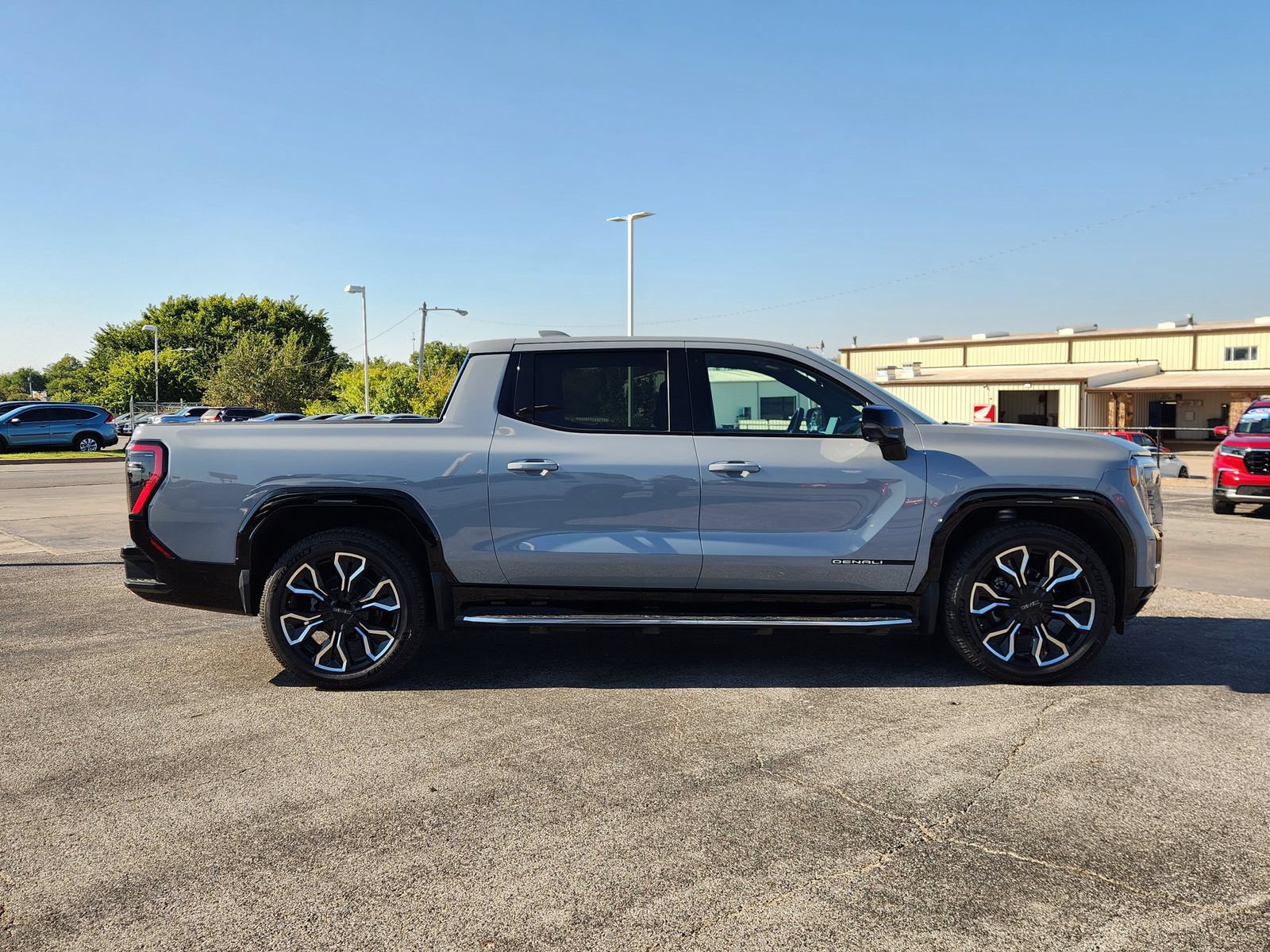 New 2025 GMC Sierra EV Denali AWD/4WD image 7