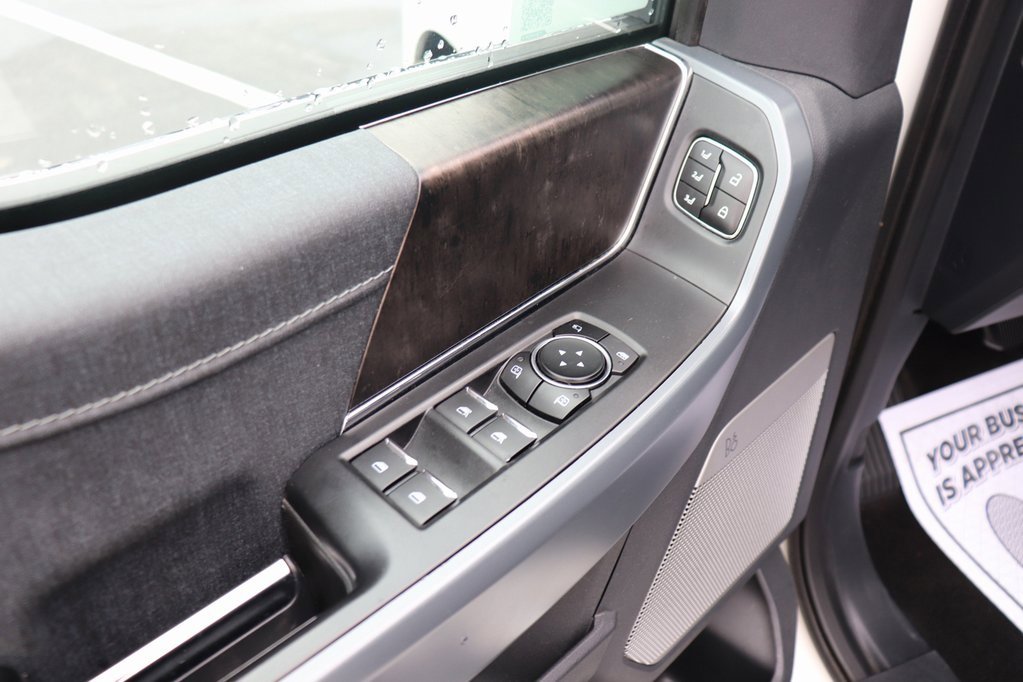 Used 2023 Ford F150 Lariat w/ Trailer Tow Package image 32