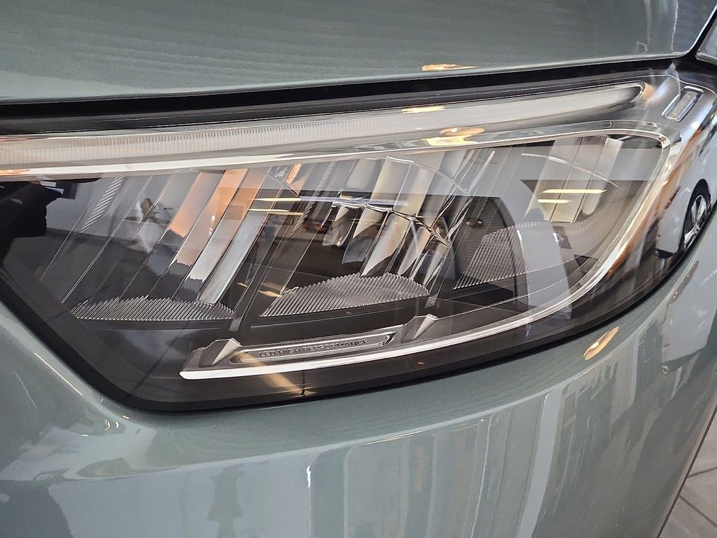 New 2026 Mercedes-Benz GLC 300 image 8