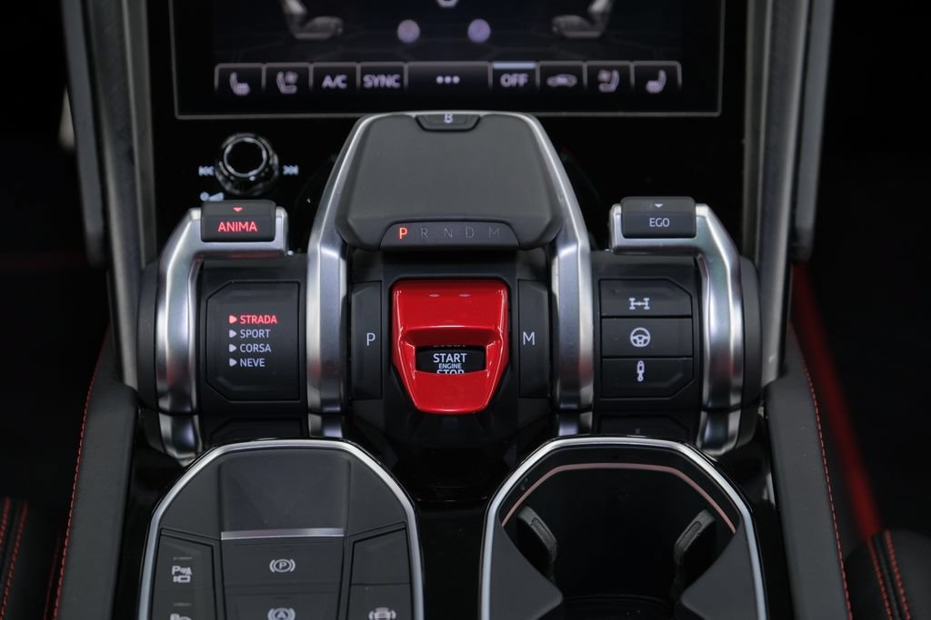 Used 2022 Lamborghini Urus AWD/4WD image 62
