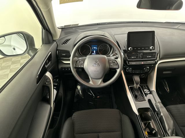 Used 2024 Mitsubishi Eclipse Cross LE AWD/4WD image 6