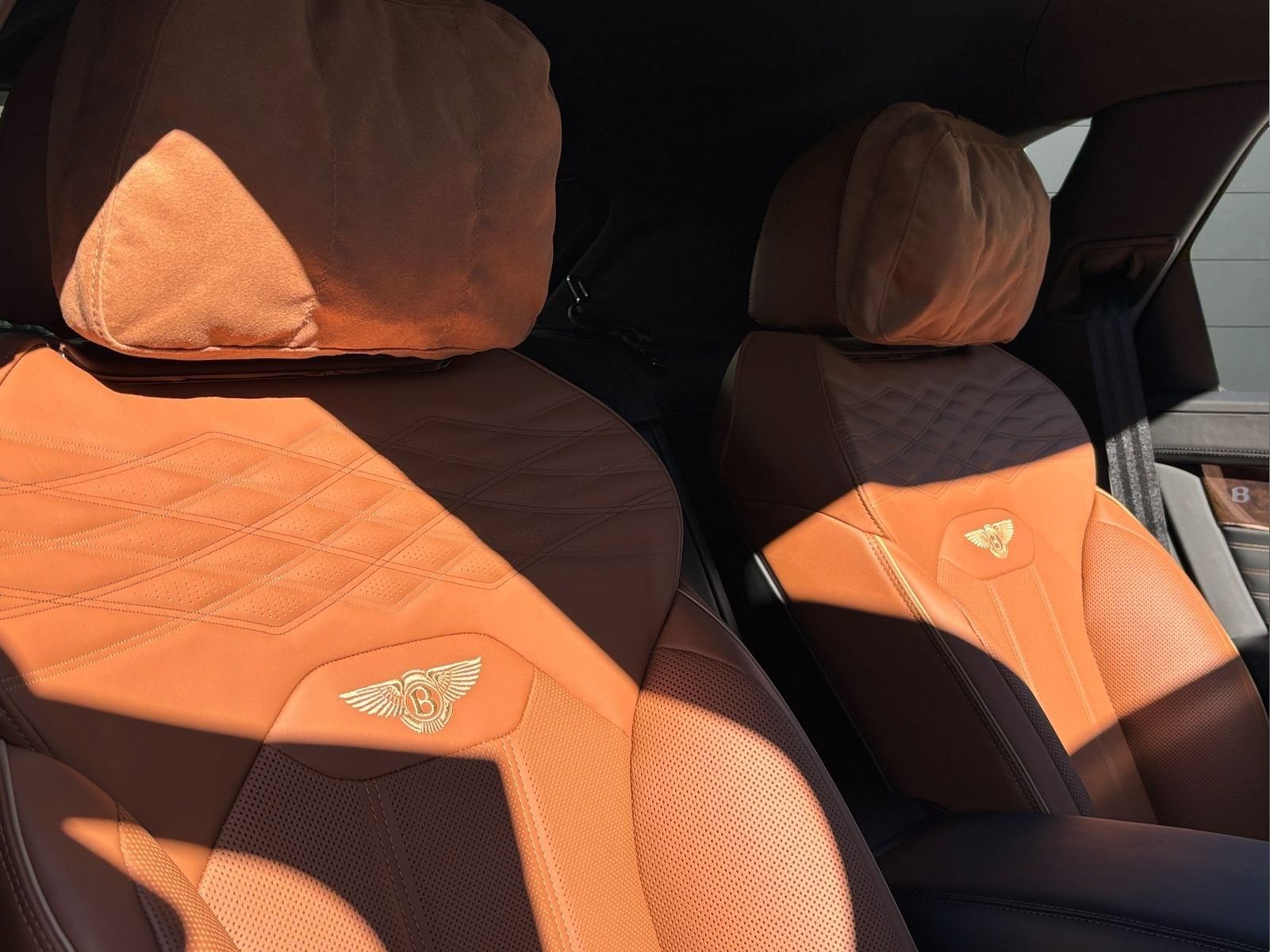 New 2025 Bentley Bentayga Extended Wheelbase image 29