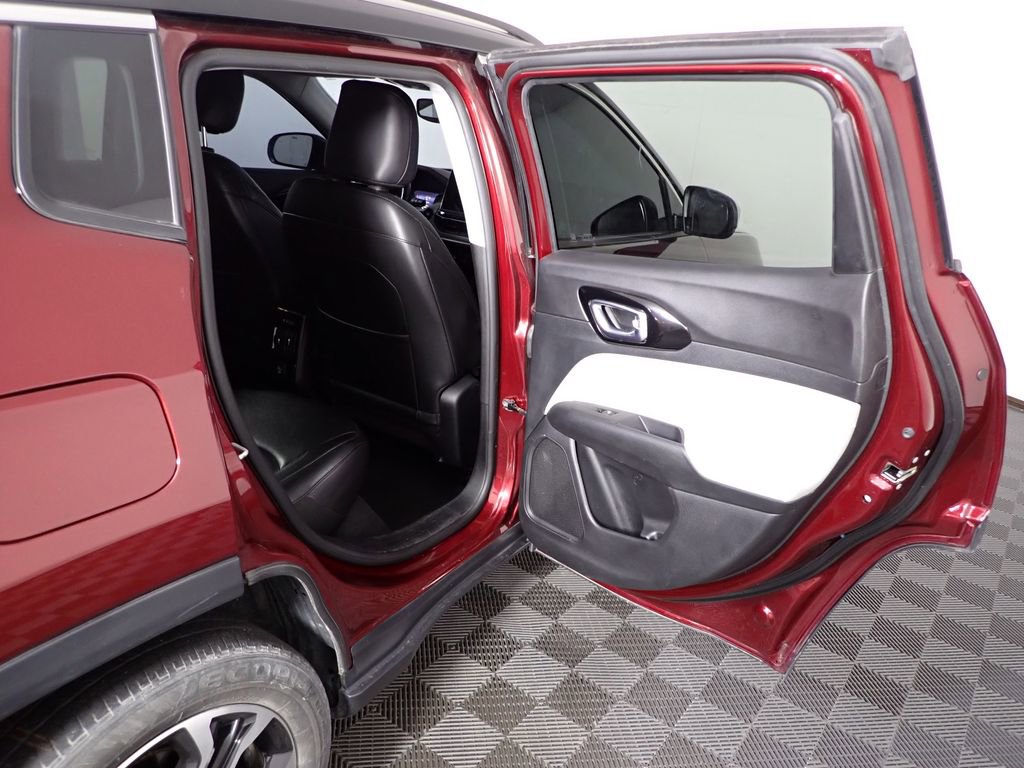 Used 2022 Jeep Compass Limited image 26