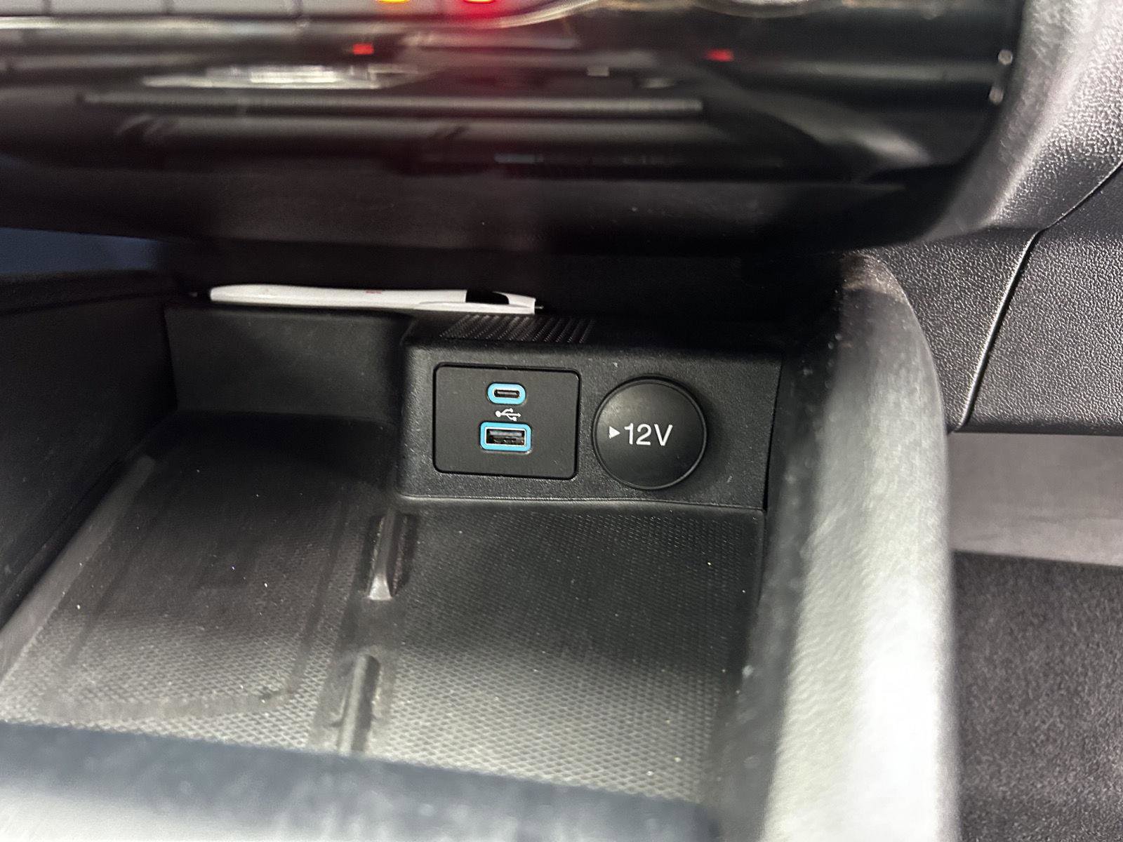 Used 2022 Ford Escape SEL w/ Technology Package image 22